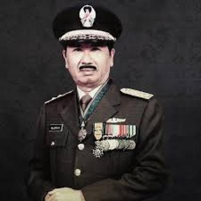 Tentara Usil, Kisah Lucu Eddie M. Nalapraya